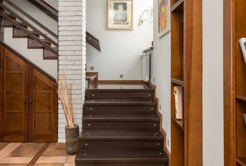 Difference Between White Stair Risers Vs Wood